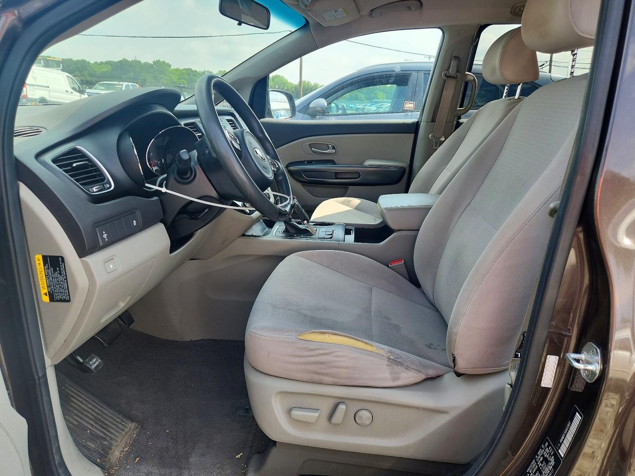 Kia Sedona Lx