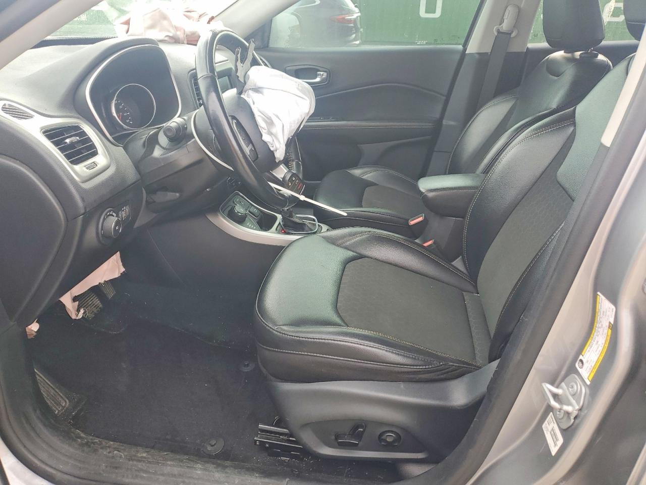 Jeep Compass Latitude