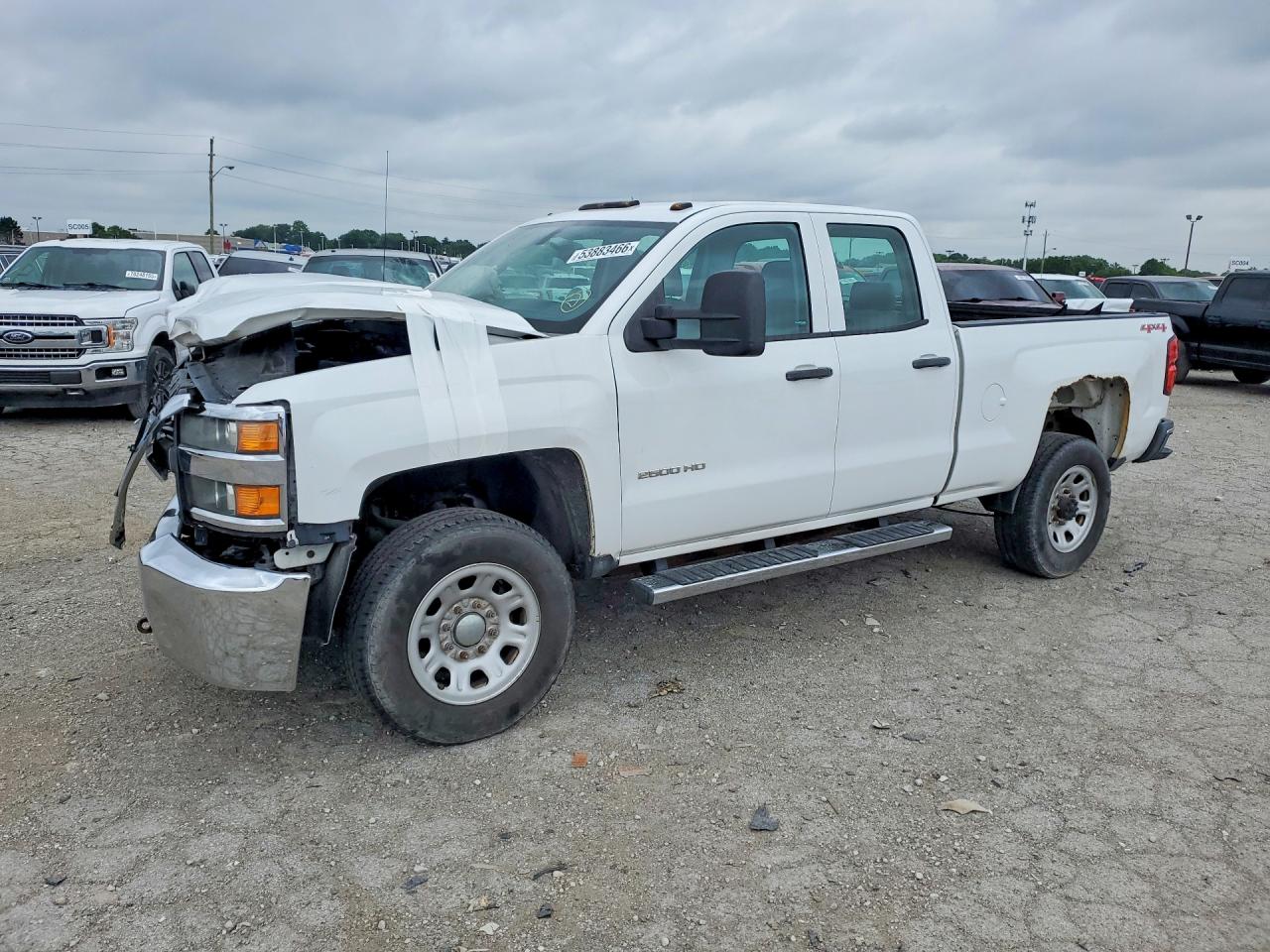 Salvage Chevrolet Silverado Image