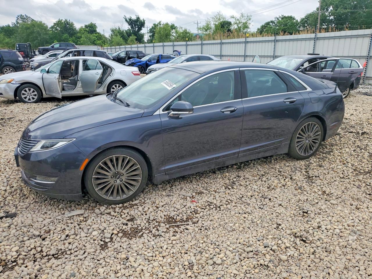 Salvage Lincoln MKZ Image