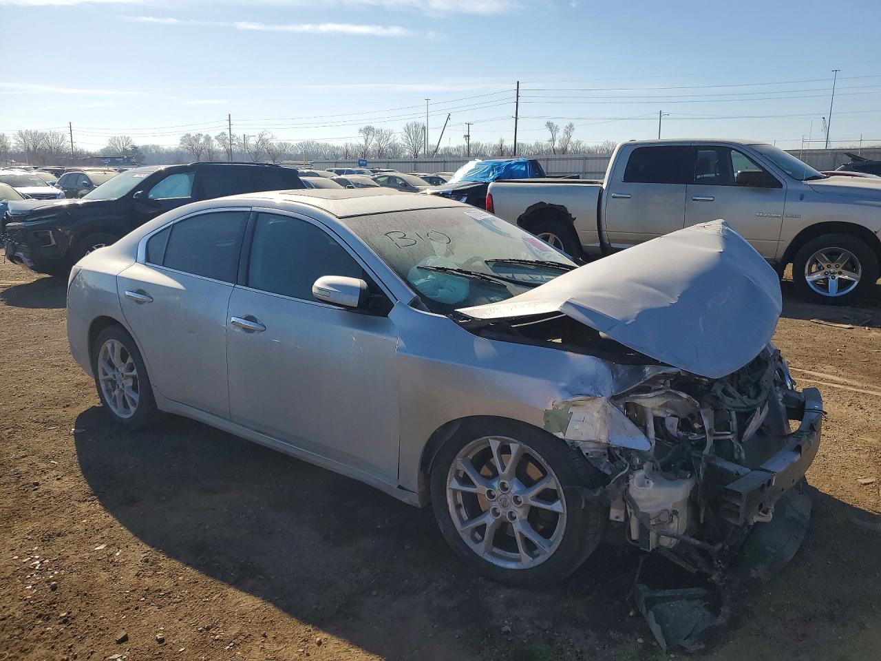 Nissan Maxima