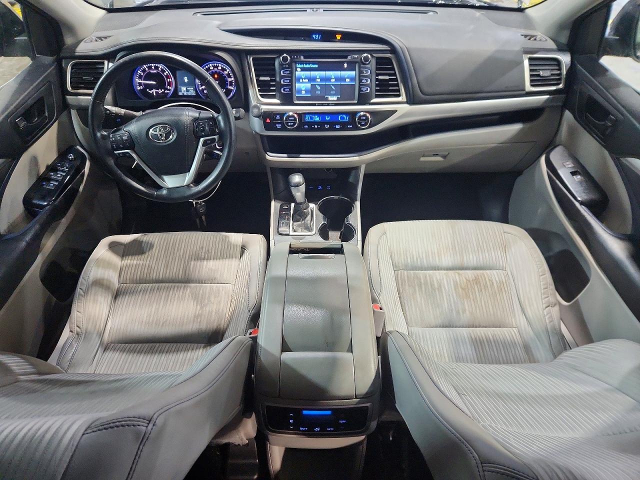 Toyota Highlander Le Plus
