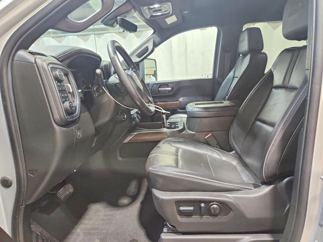 Chevrolet Silverado K2500 High Country