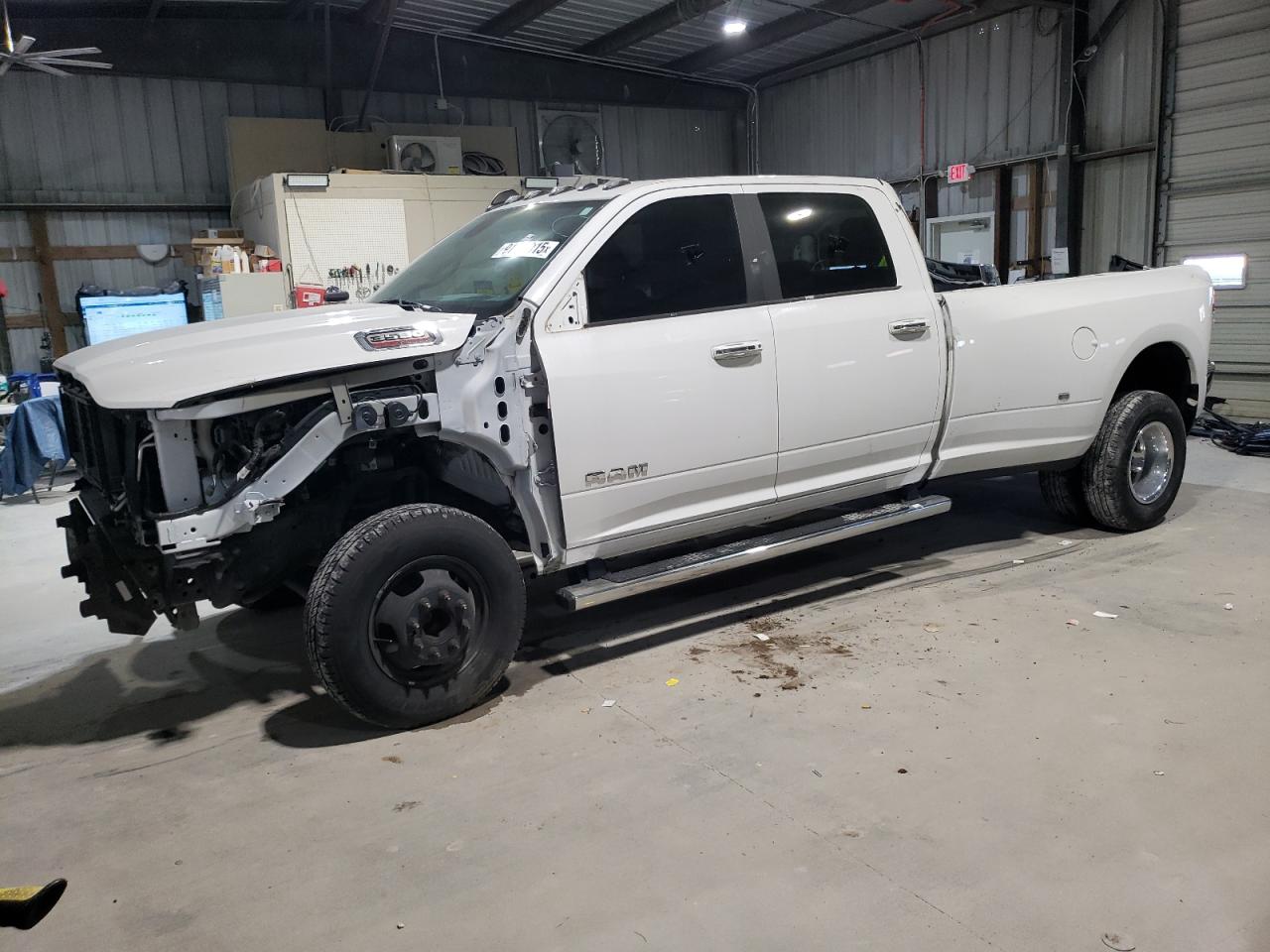 Salvage Ram 3500 Image