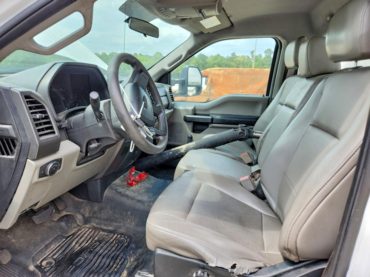 Ford F-550 Super Duty