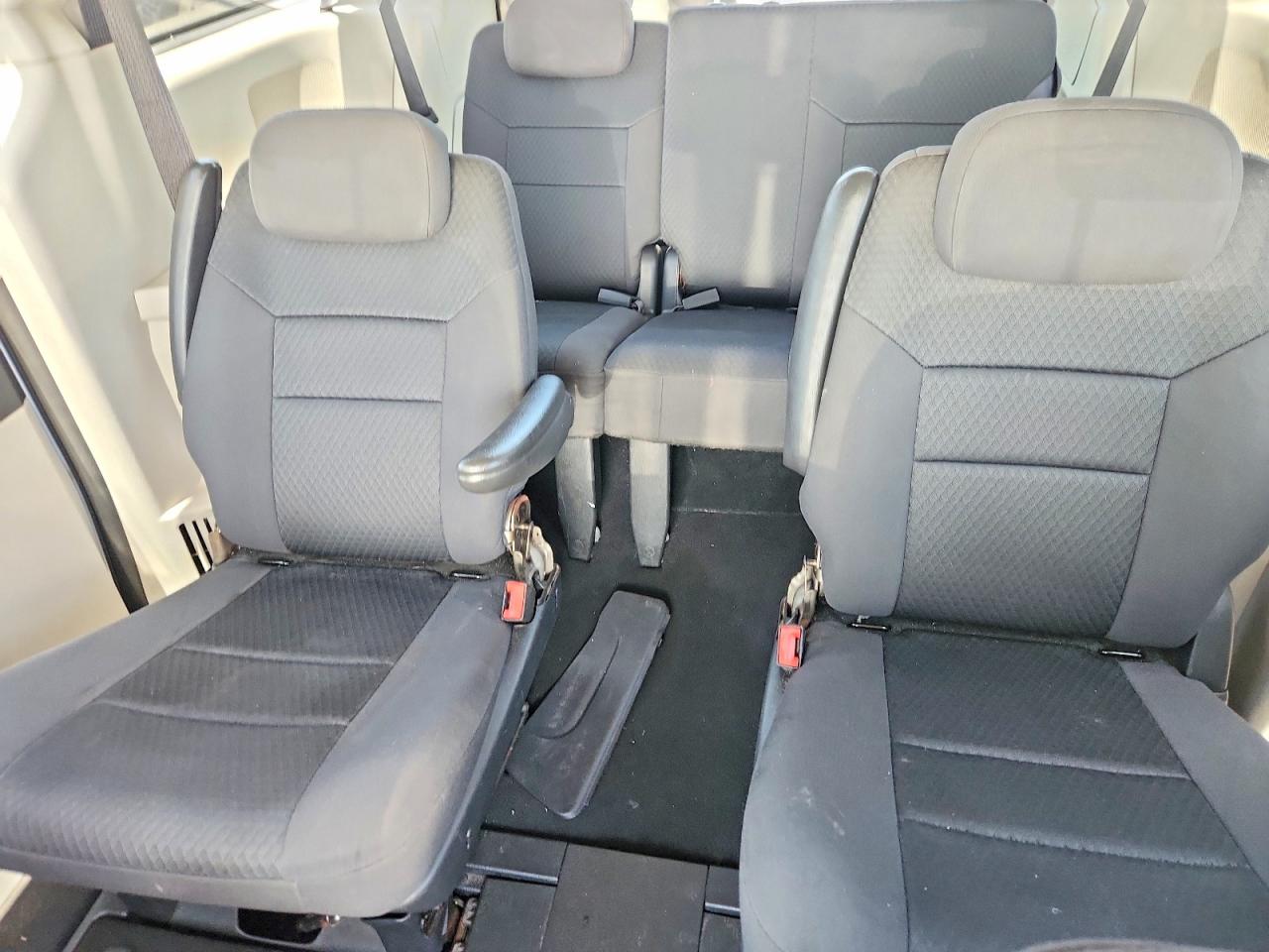 Dodge Caravan Sxt