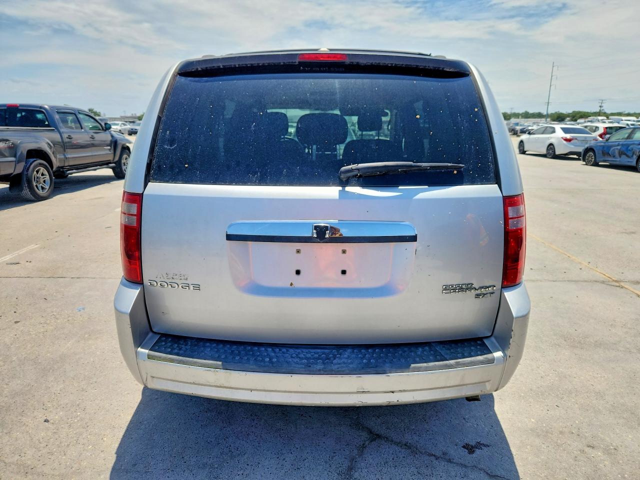 Dodge Caravan Sxt
