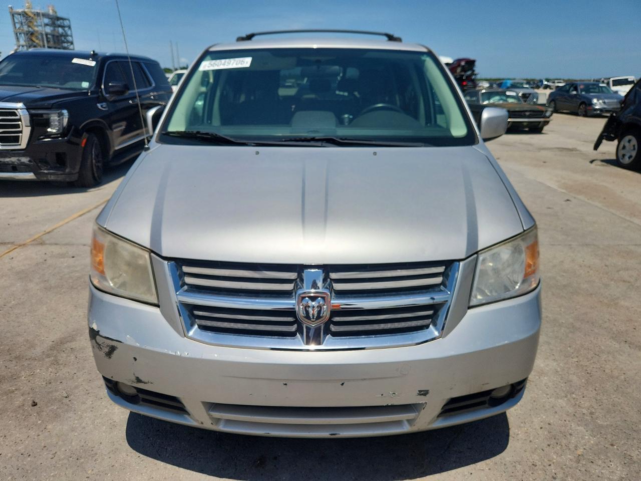 Dodge Caravan Sxt