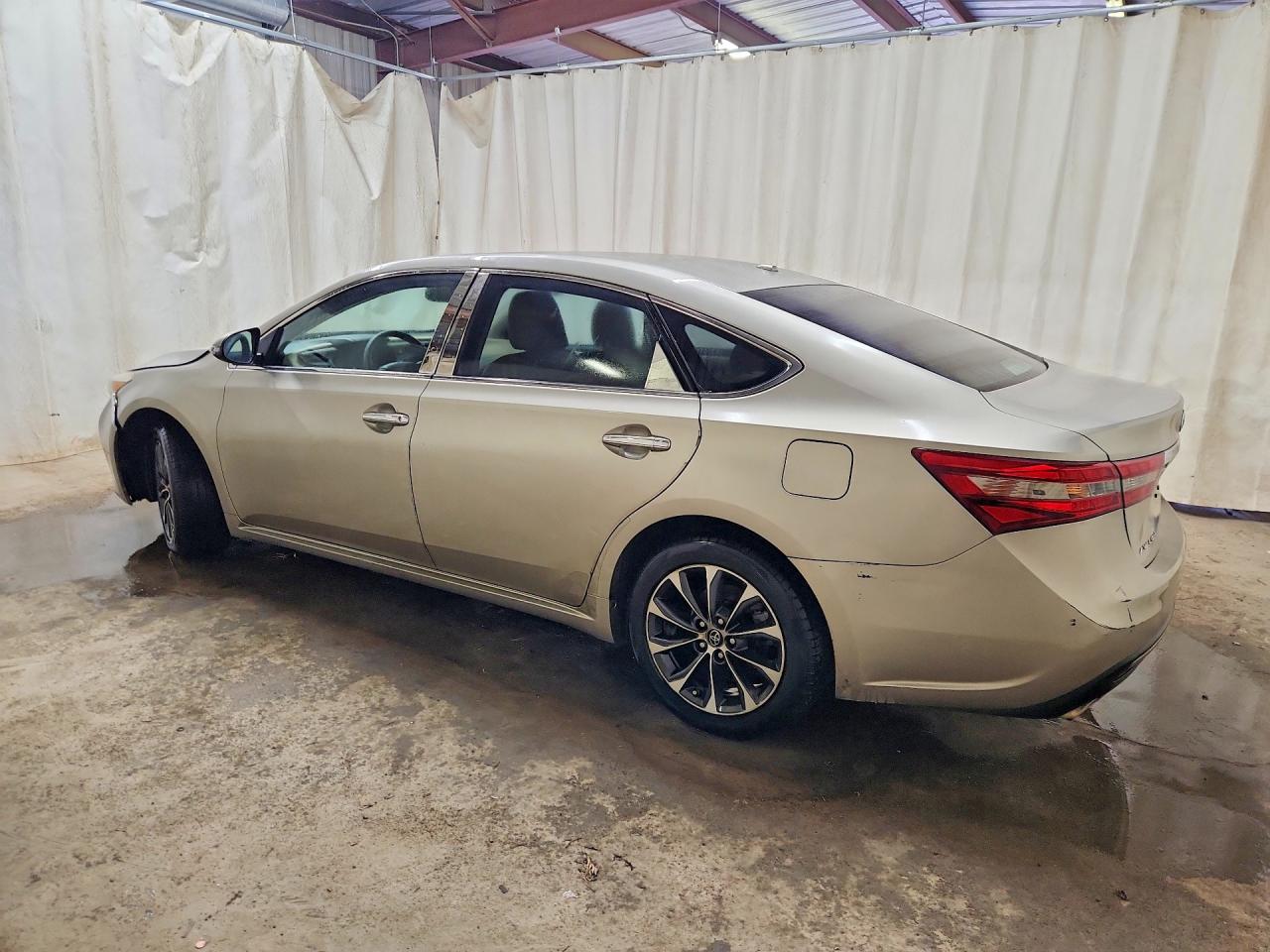 Toyota Avalon Xle Premium