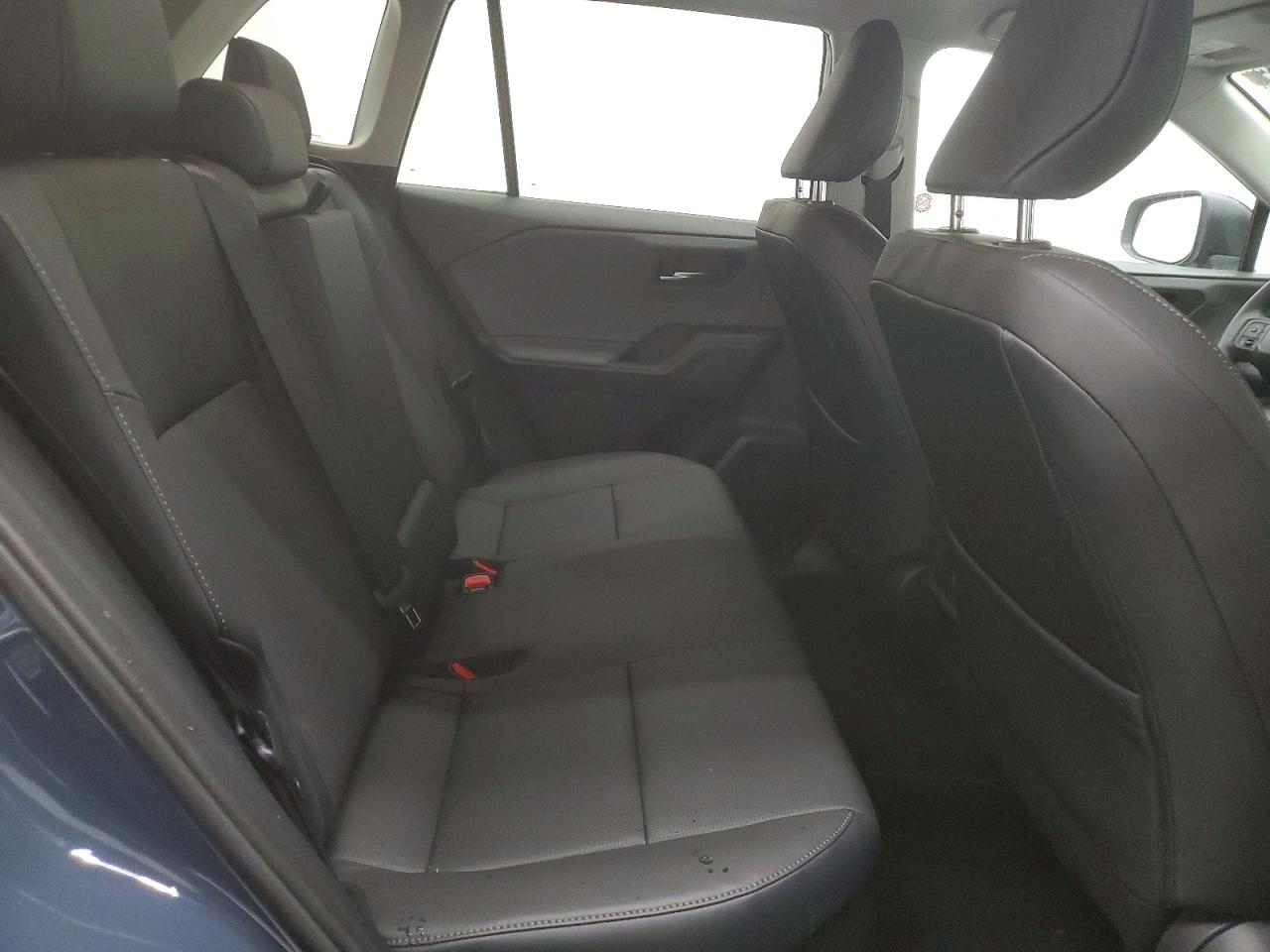 Toyota RAV4 Xle Premium