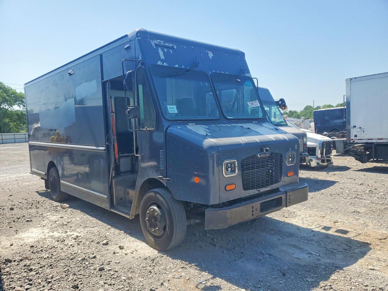 Freightliner Mt45 Chassis