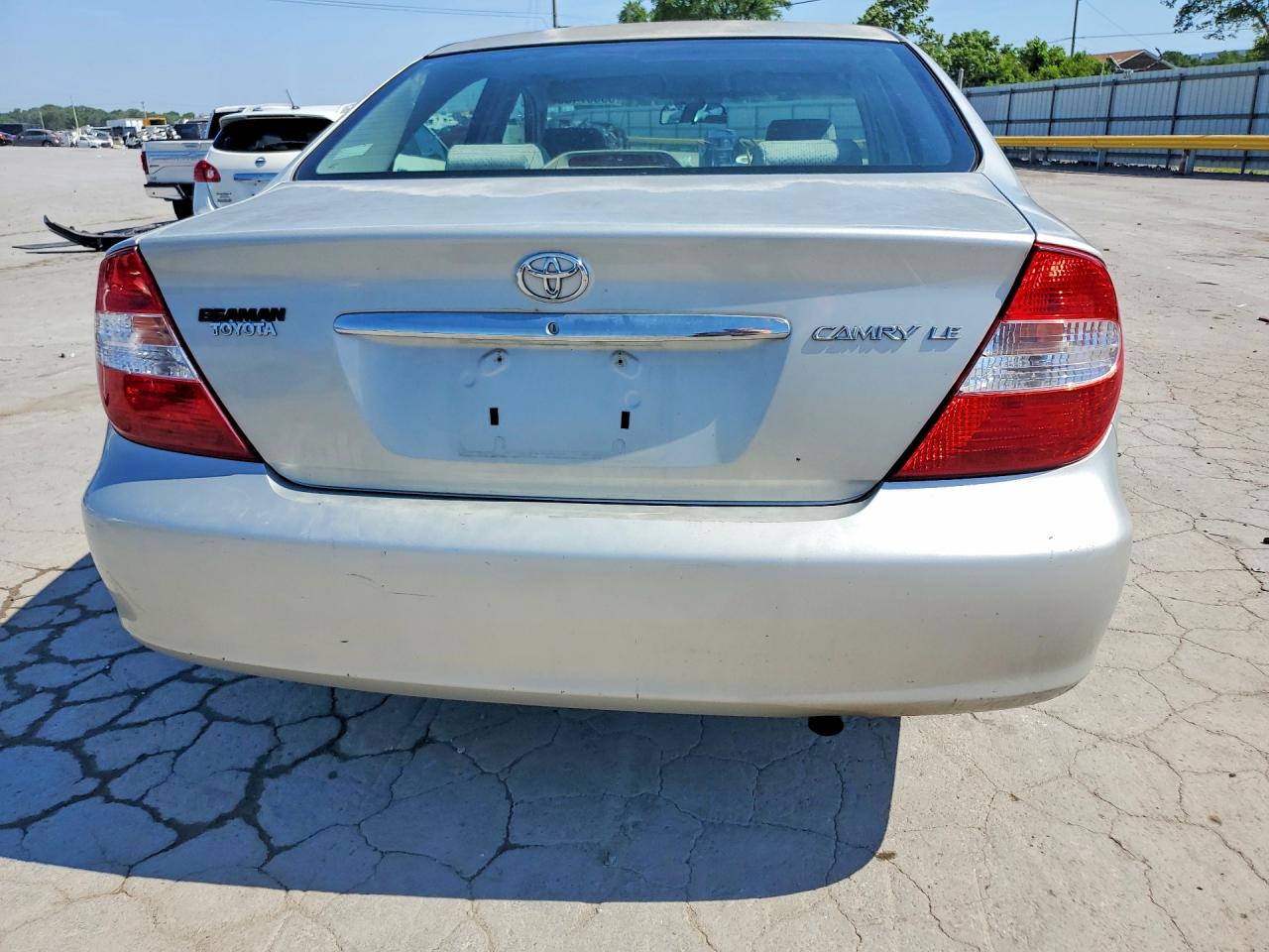 Toyota Camry Le