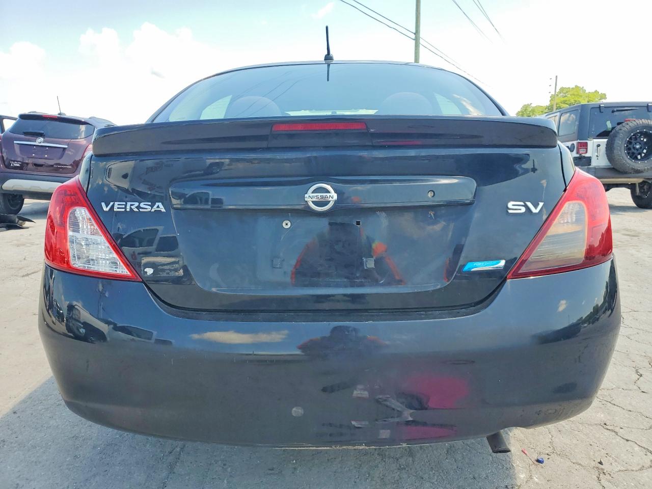 Nissan Versa 1.6 Sv