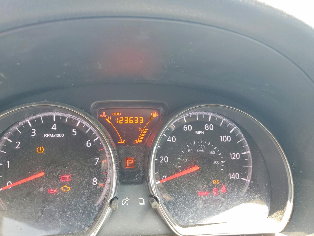 Nissan Versa 1.6 Sv