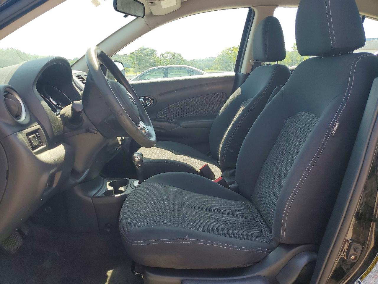 Nissan Versa 1.6 Sv
