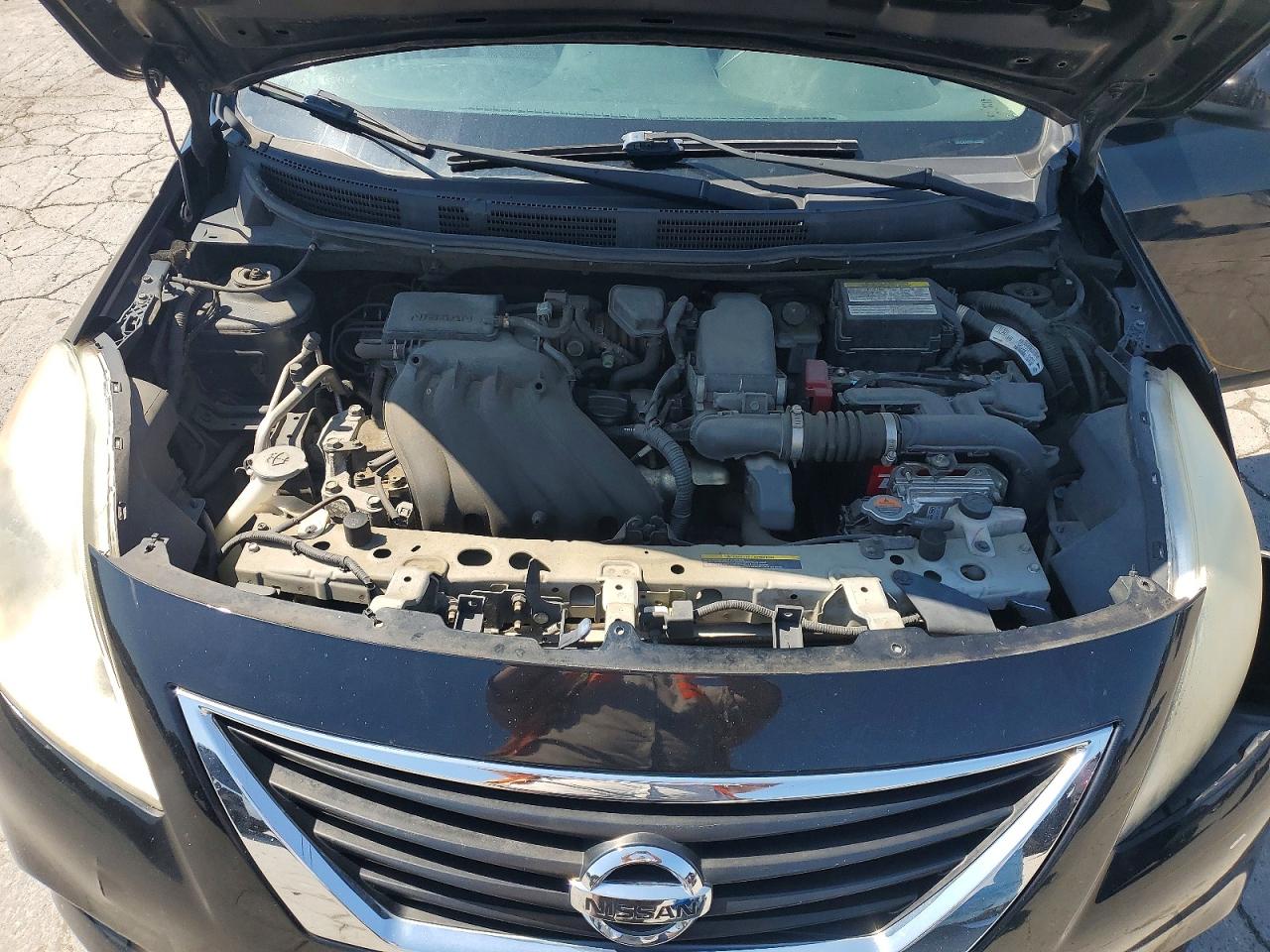 Nissan Versa 1.6 Sv