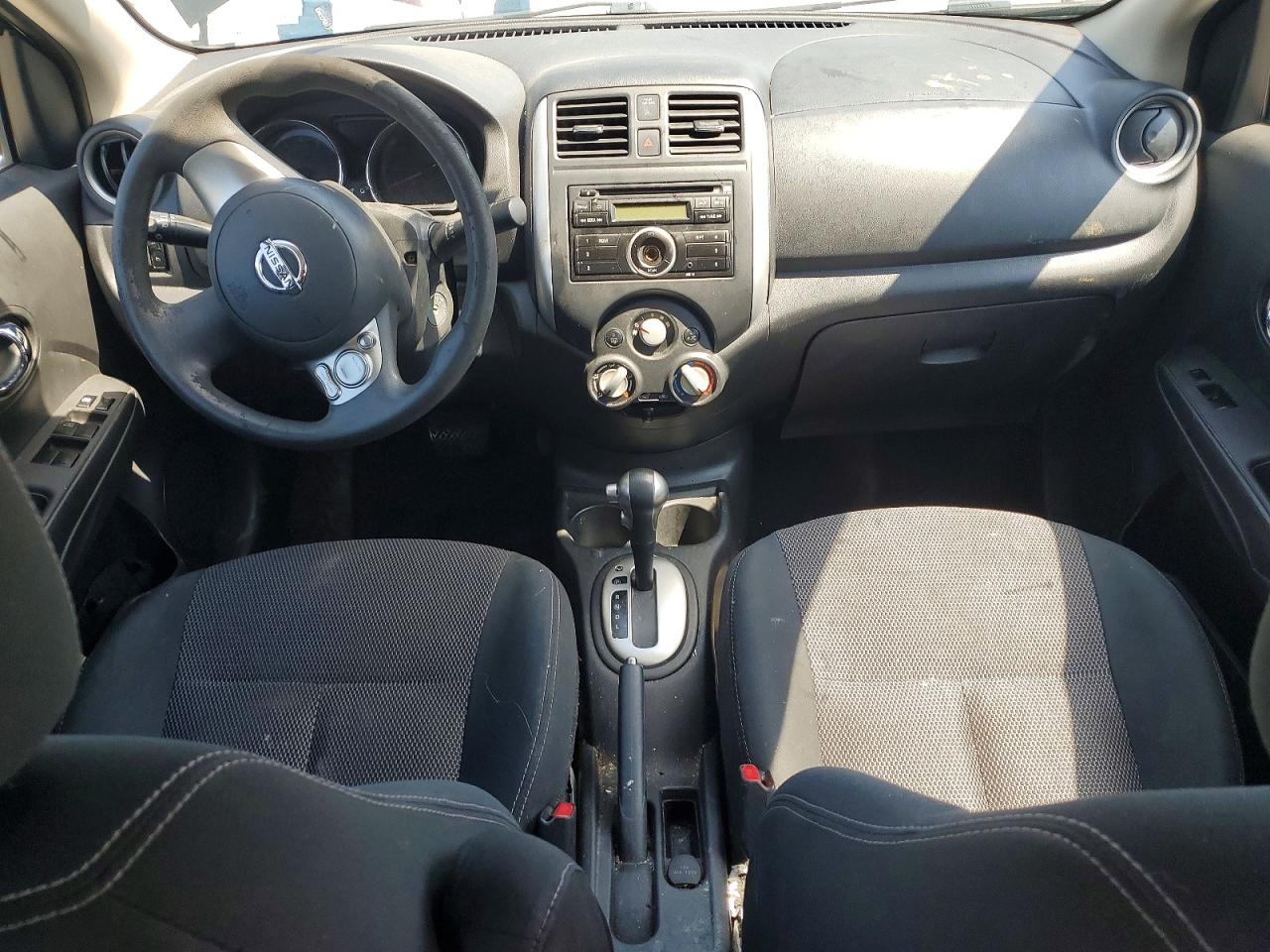 Nissan Versa 1.6 Sv