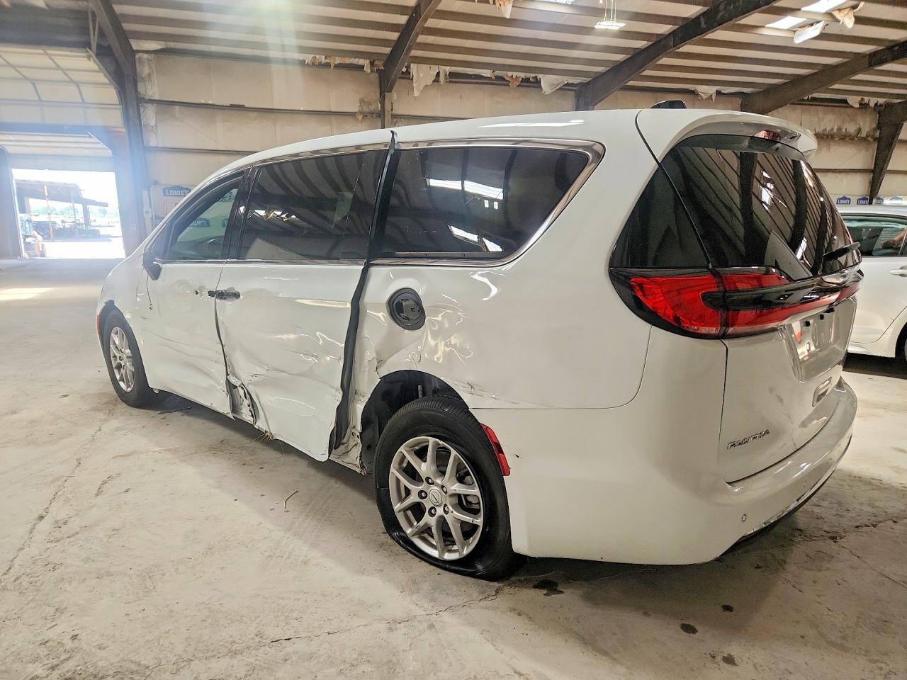 Chrysler Pacifica Select