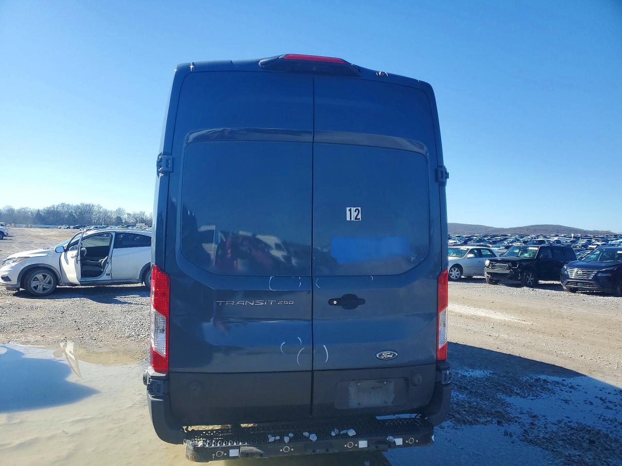 Ford Transit T-250