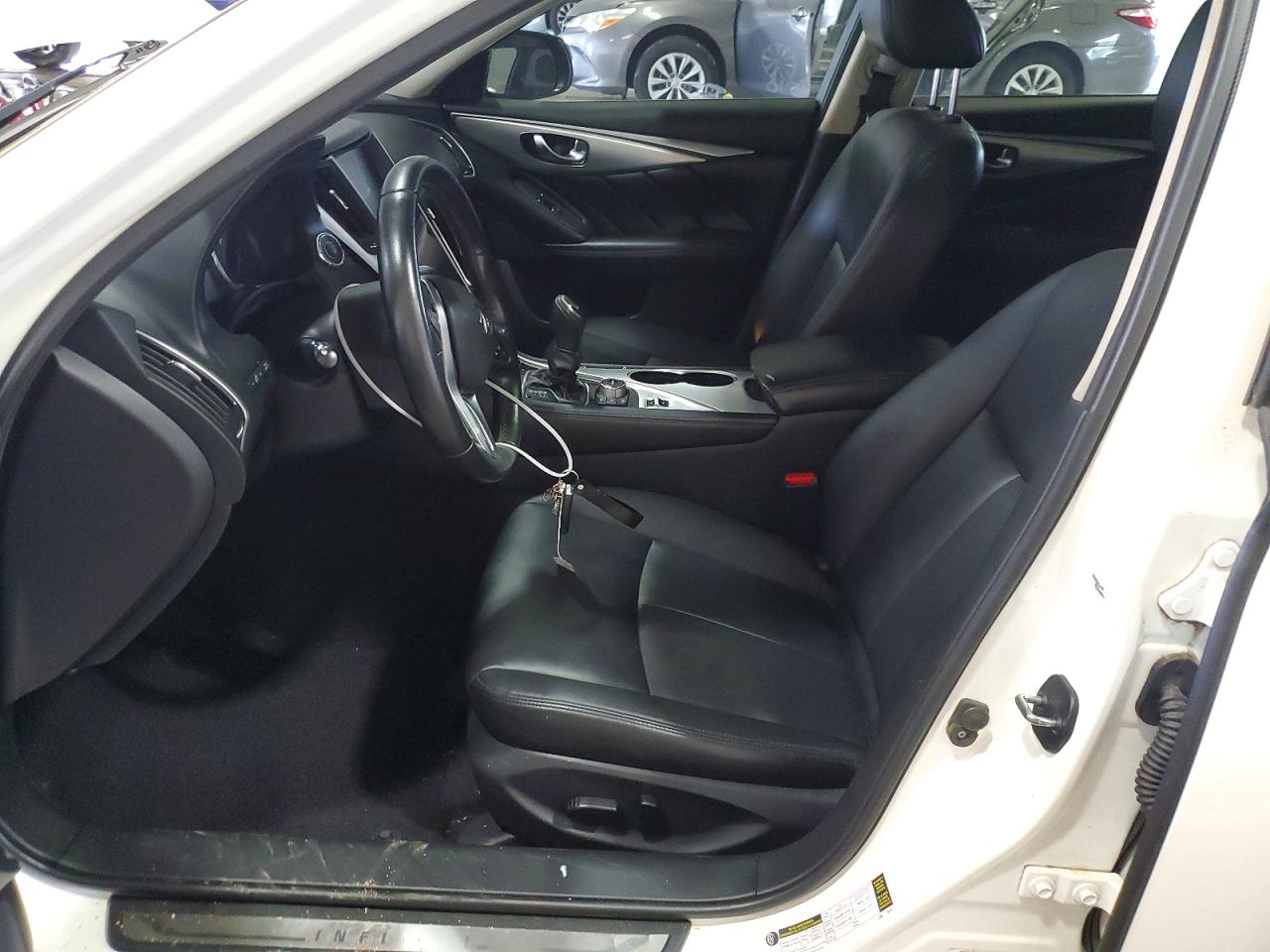 INFINITI Q50 3.0t Luxe