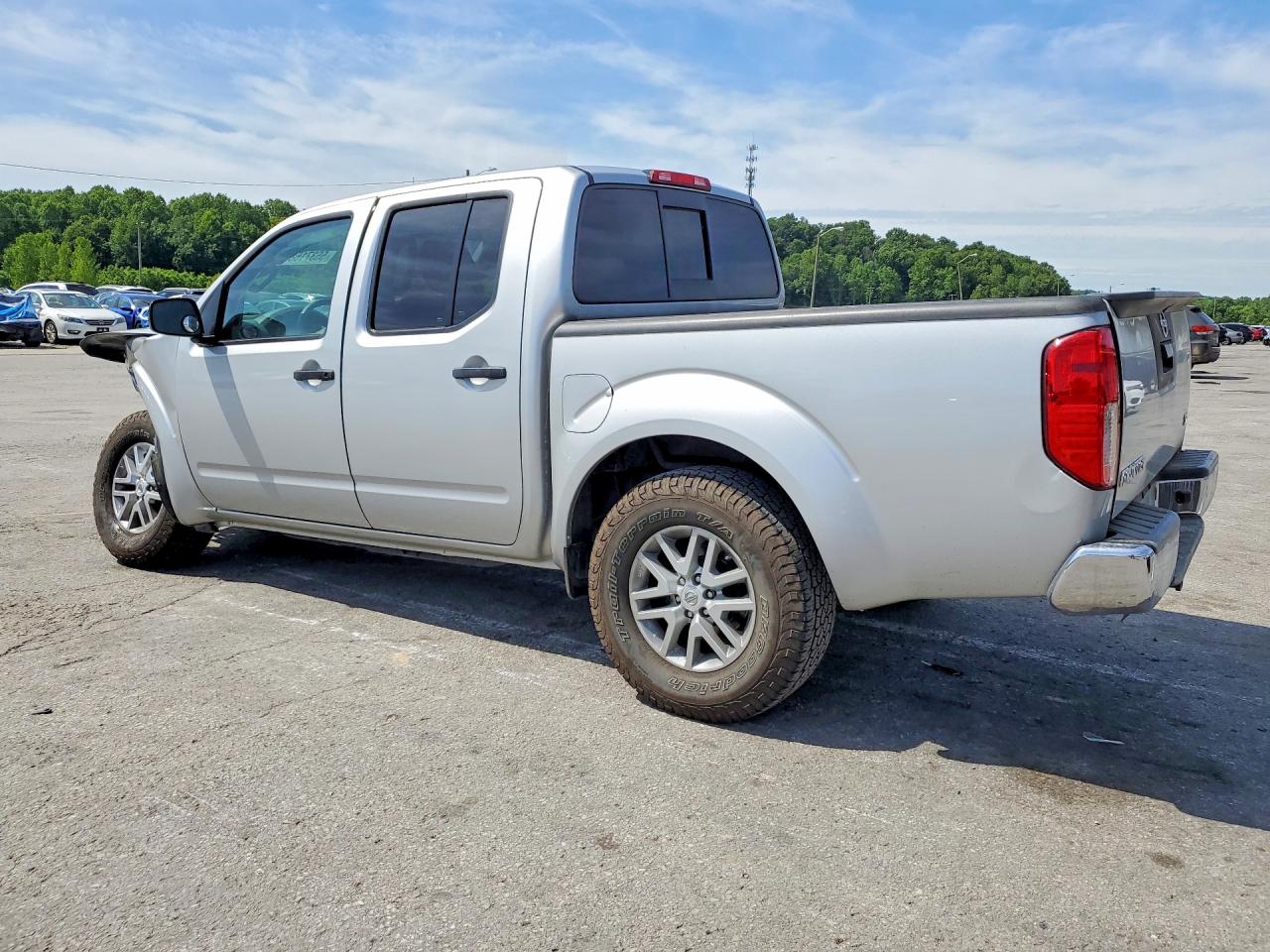 Nissan Frontier Sv