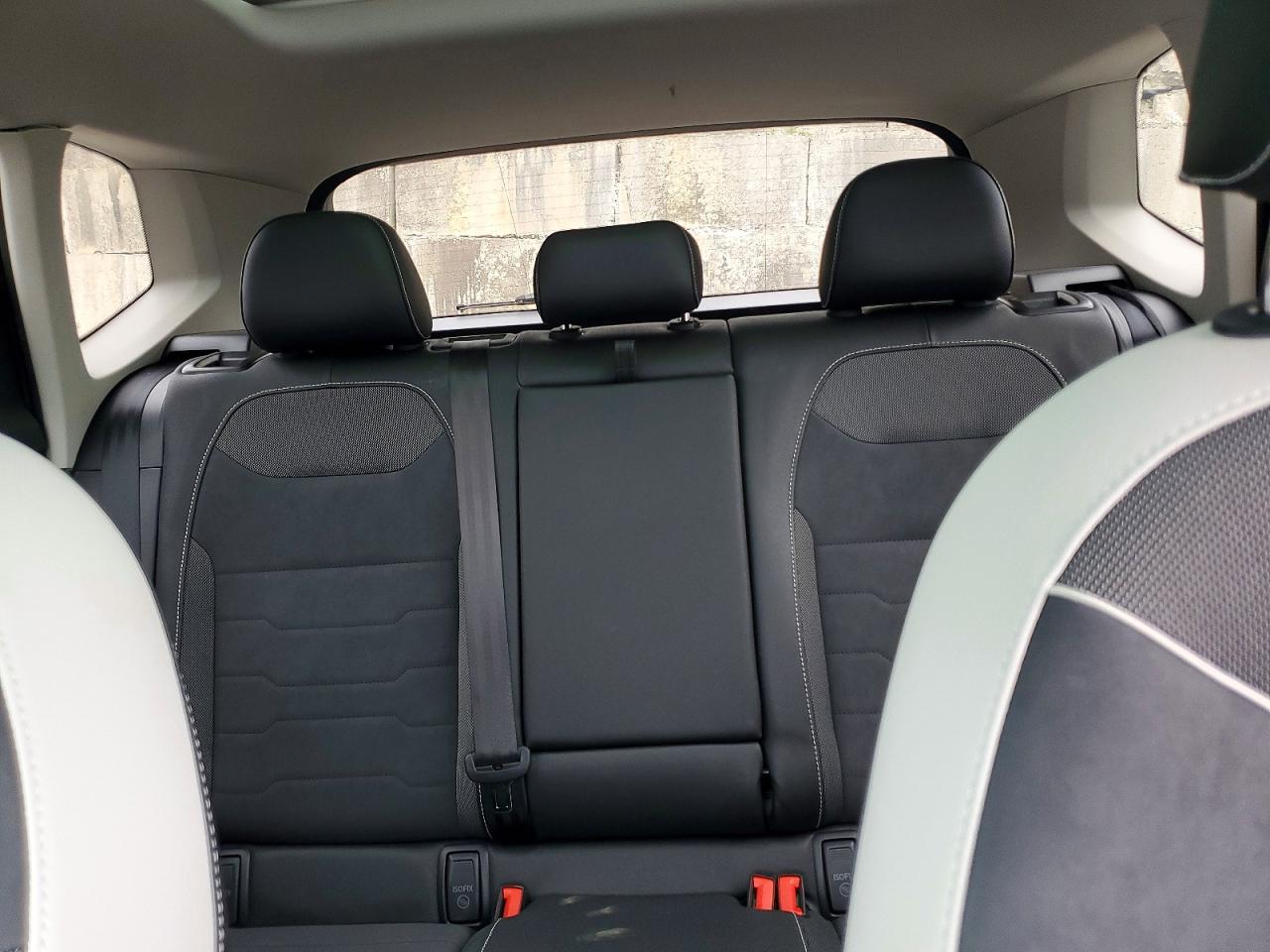 Volkswagen Taos Se