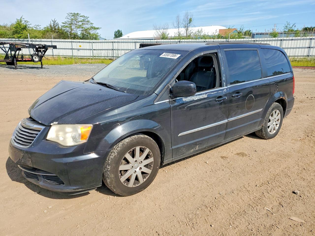 Salvage Chrysler Minivan Image
