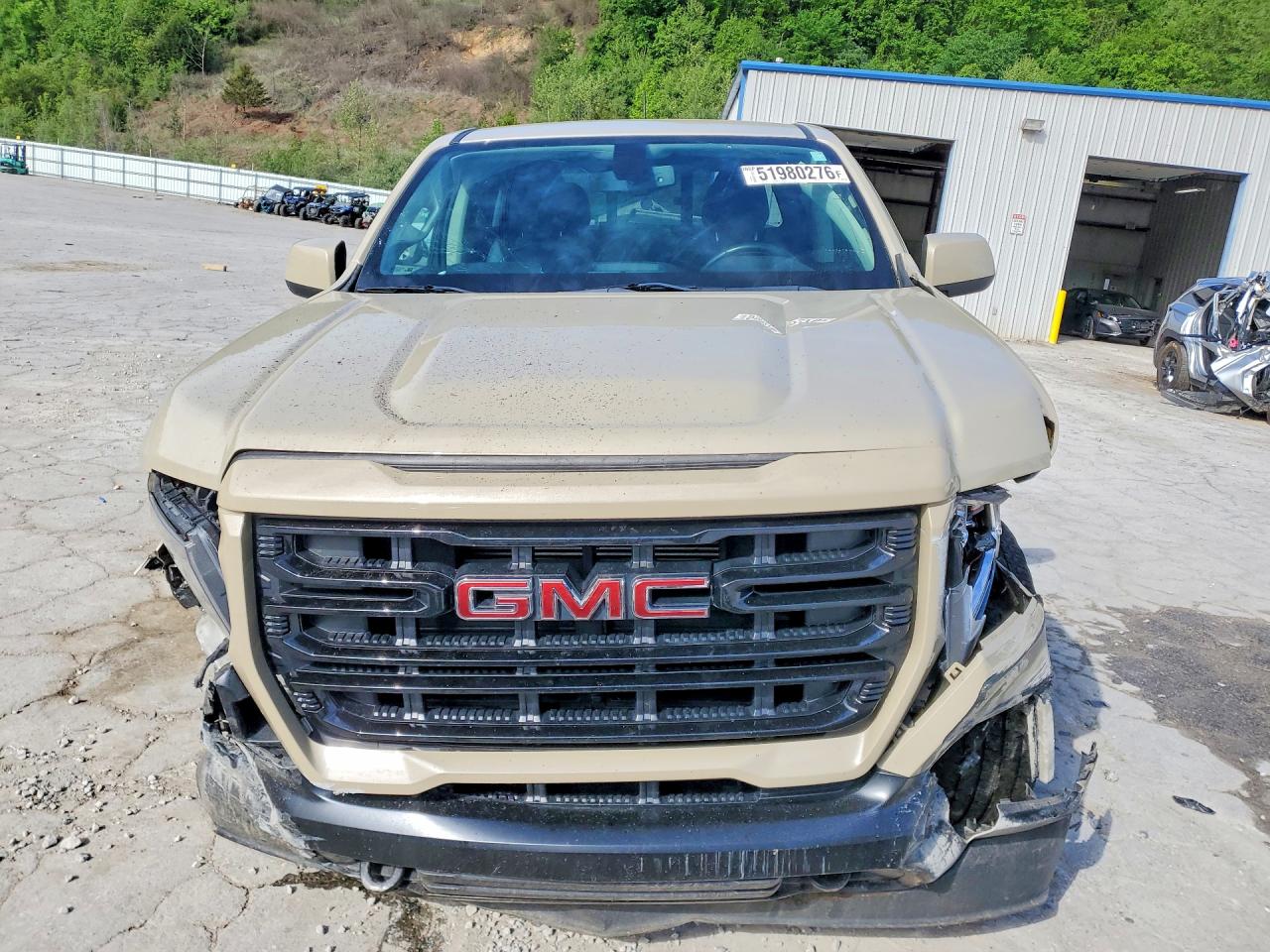 GMC Canyon Elevation