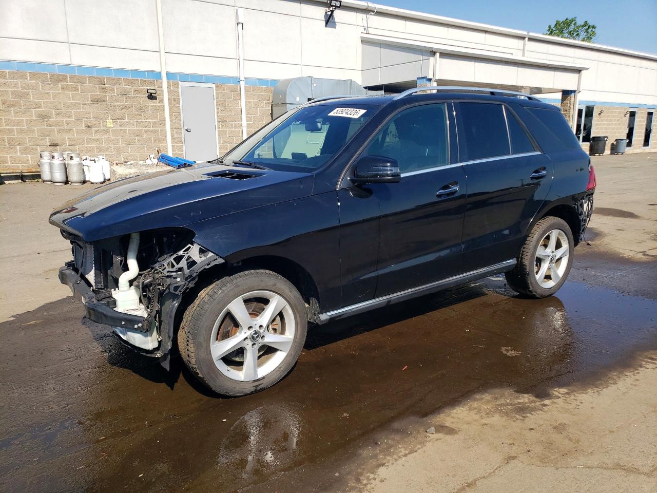 Salvage Mercedes-Benz GLE Image