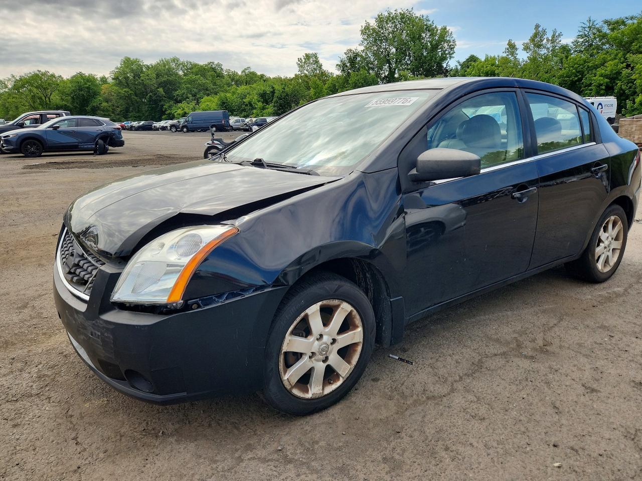 Salvage Nissan Sentra Image