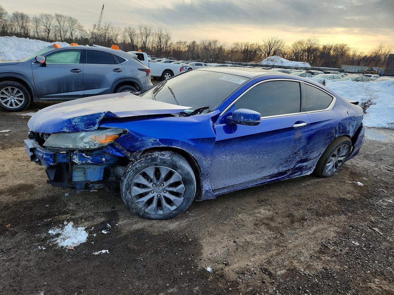 Salvage Honda Accord Image
