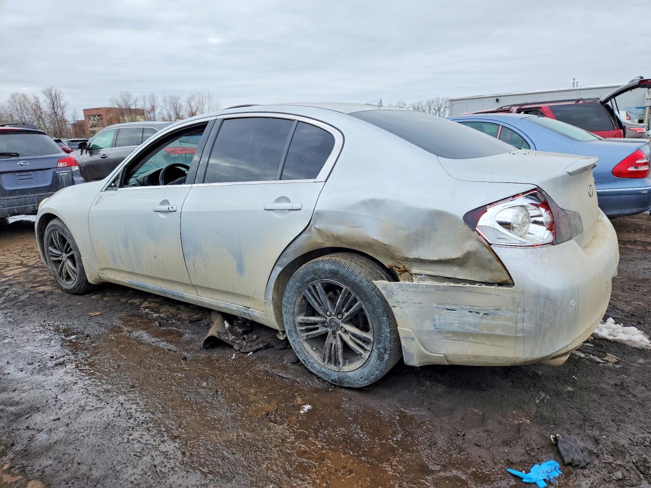 INFINITI G37 X