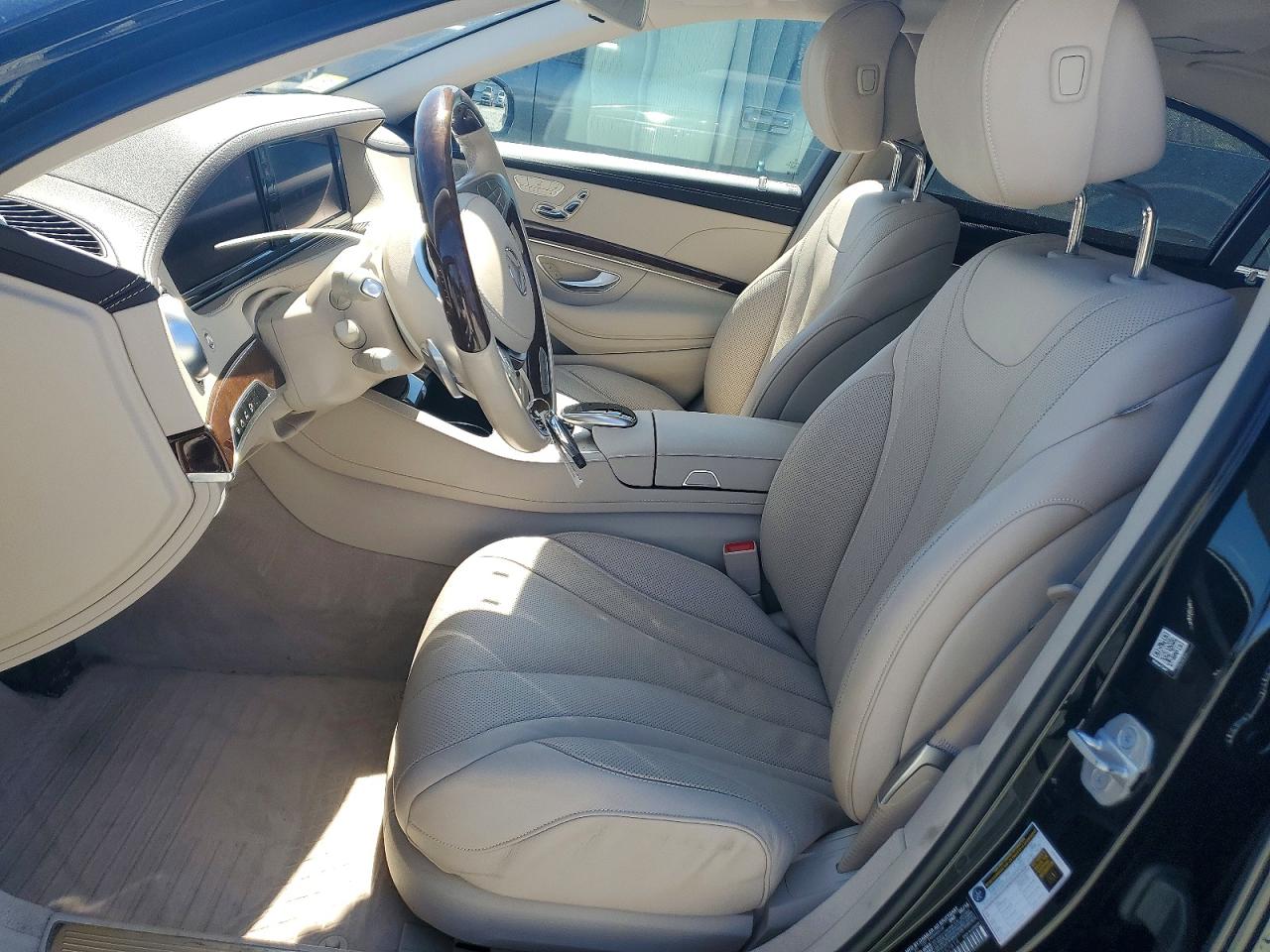 Mercedes-Benz S-Class 550 4matic