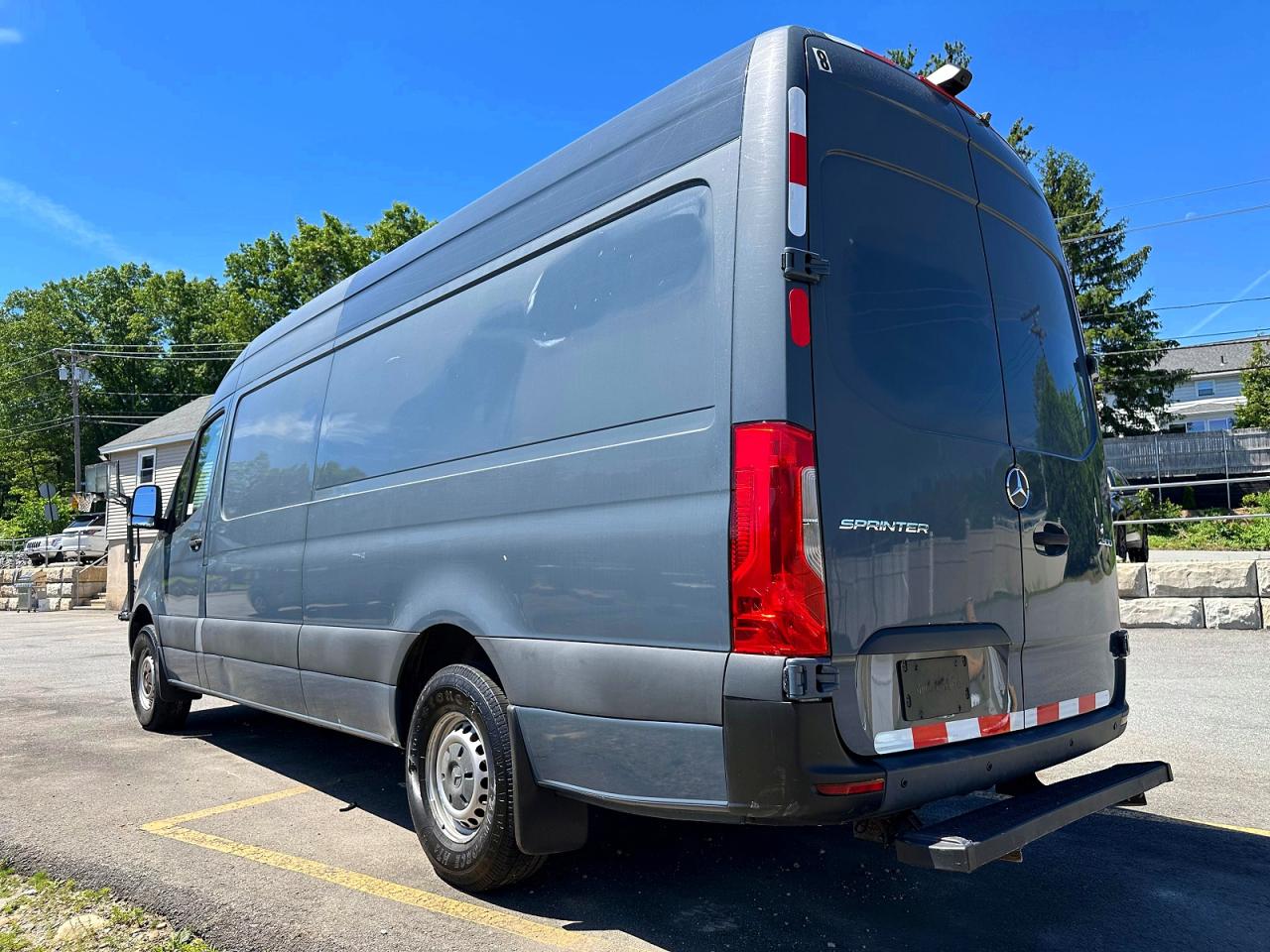 Mercedes-Benz Sprinter 2500