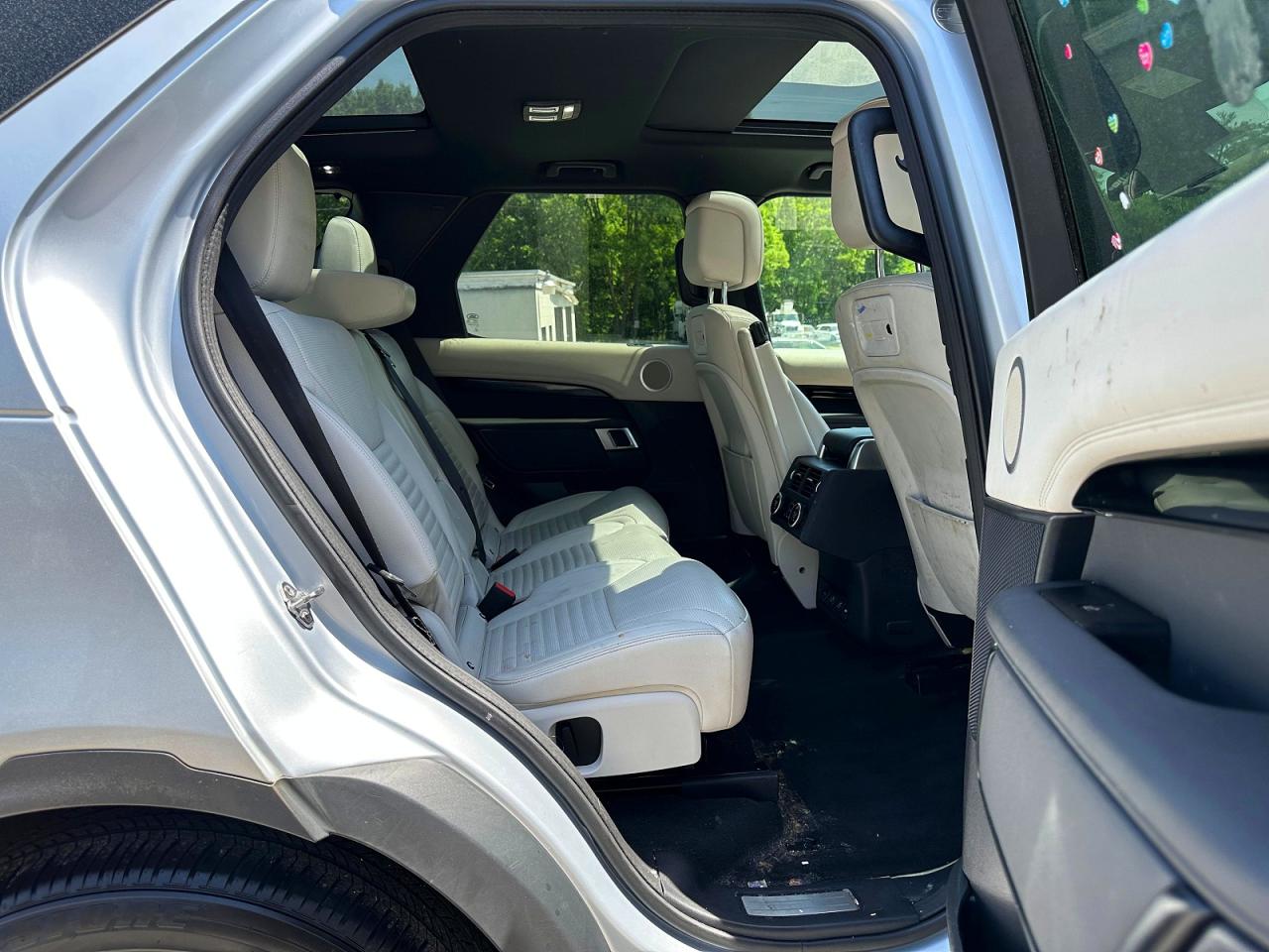 Land Rover Discovery S