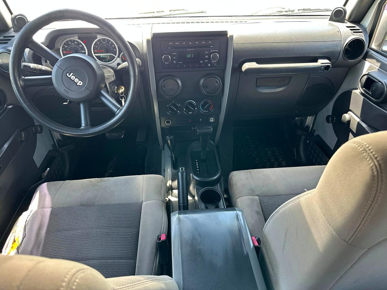 Jeep Wrangler Sport