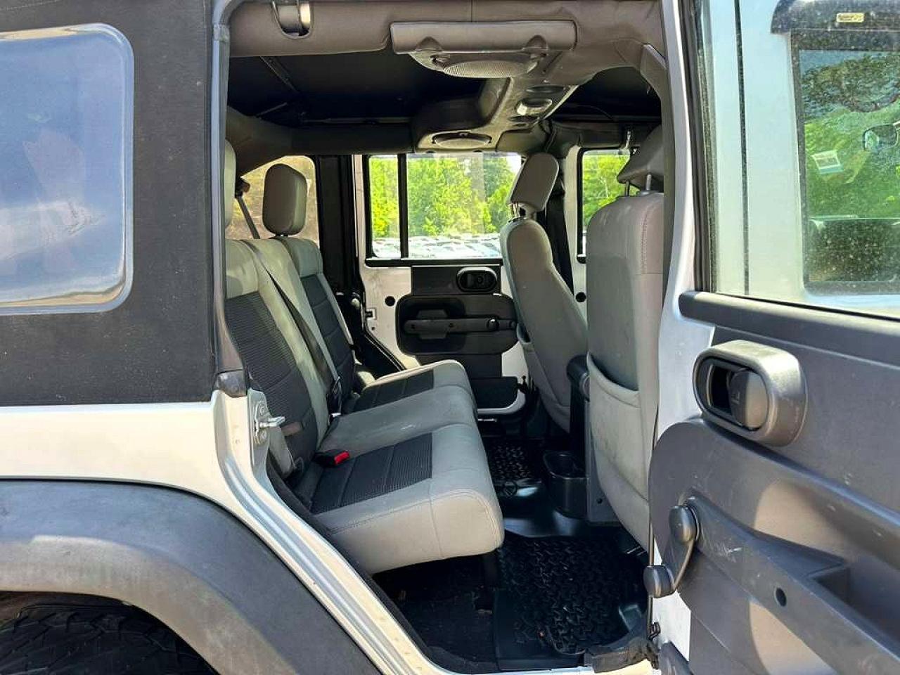 Jeep Wrangler Sport