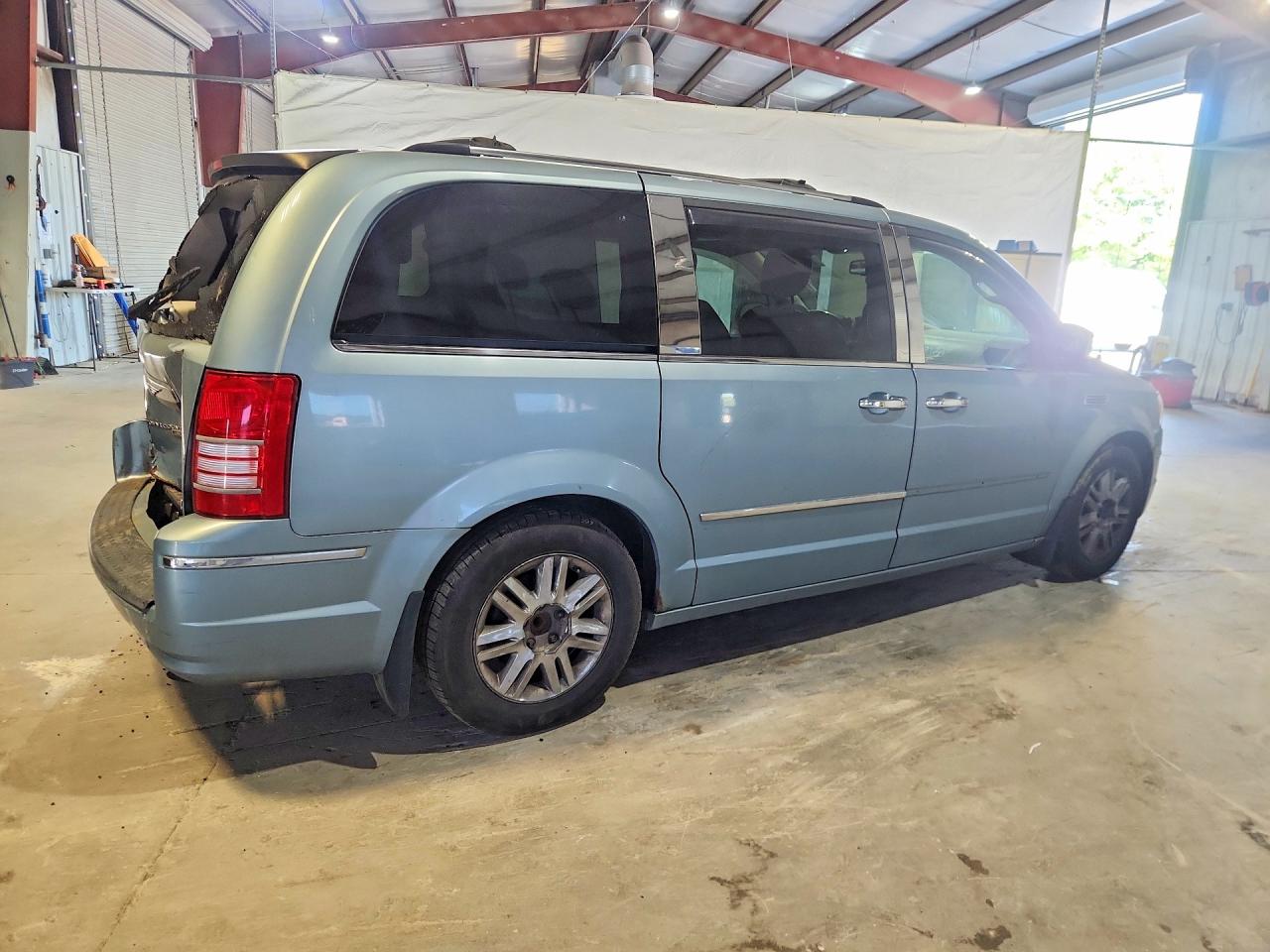 Chrysler Minivan Limited