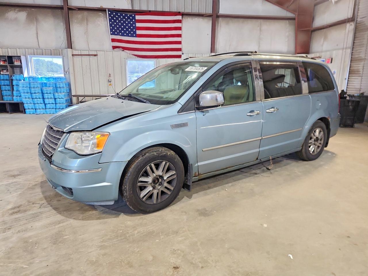 Salvage Chrysler Minivan Image