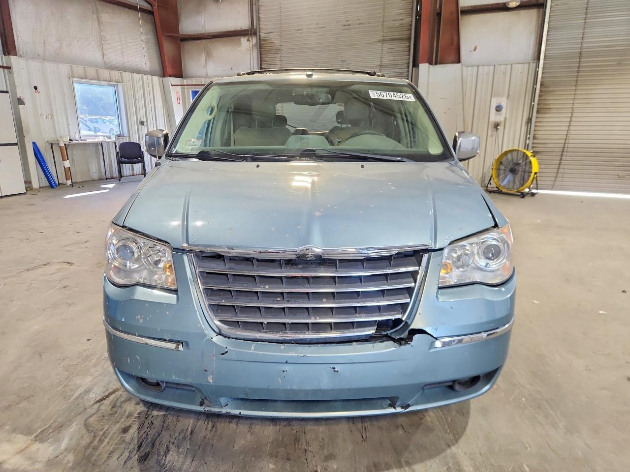 Chrysler Minivan Limited