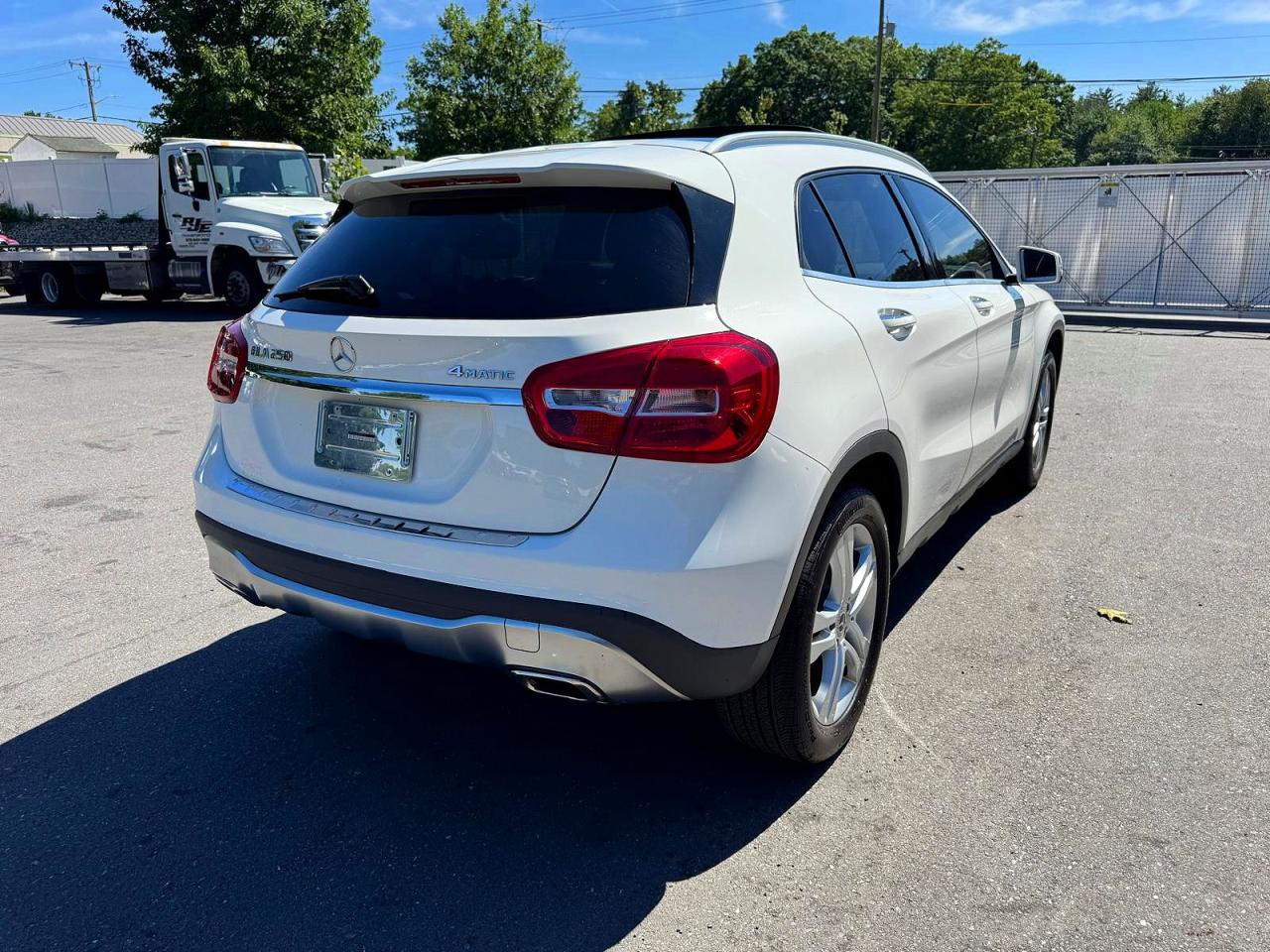 Mercedes-Benz GLA 250 4matic