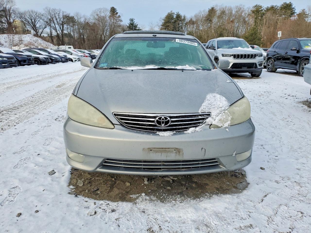 Toyota Camry Xle V6