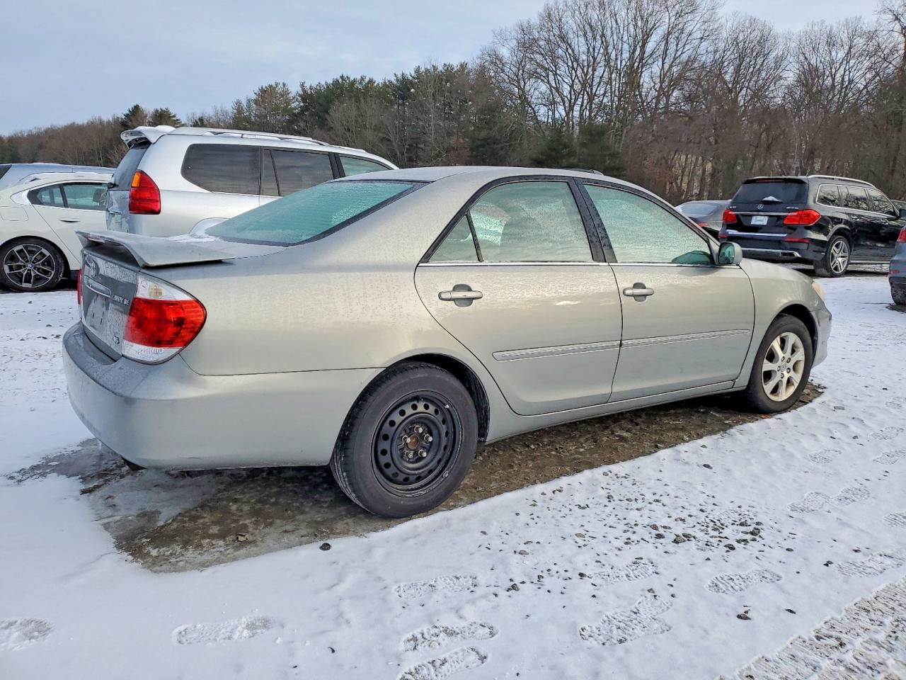 Toyota Camry Xle V6
