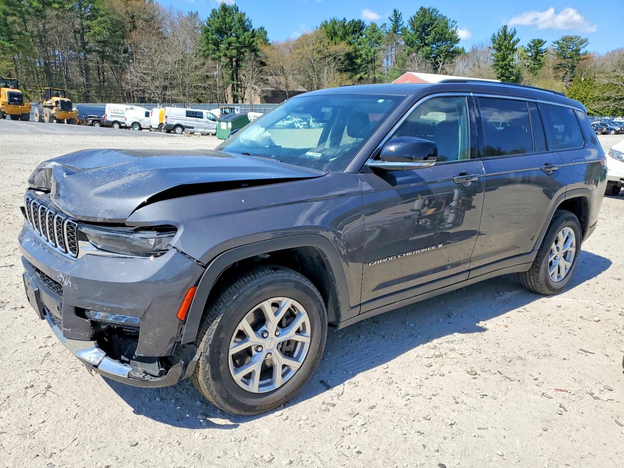 Salvage Jeep Cherokee Image