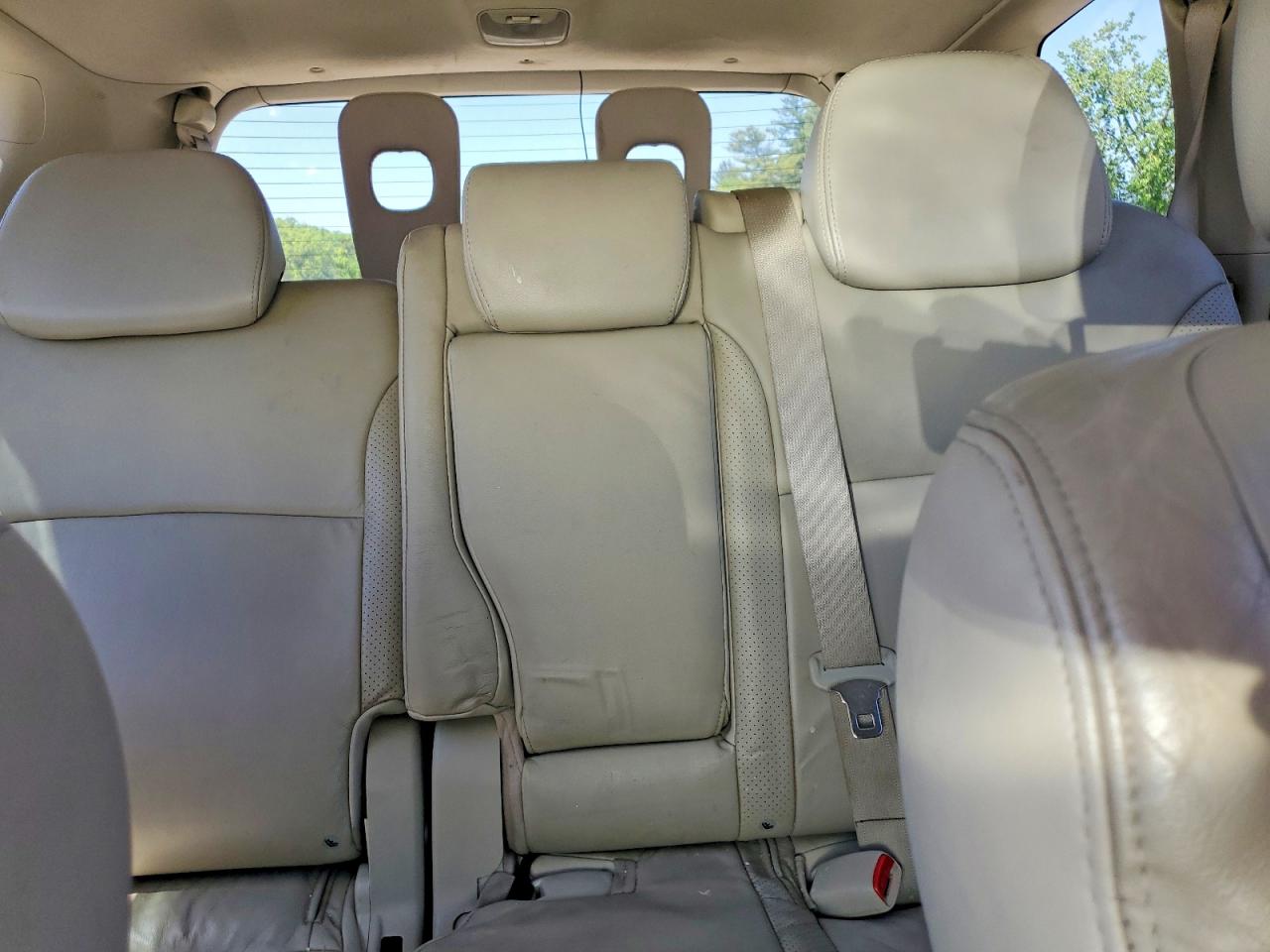 Mitsubishi Outlander Xls