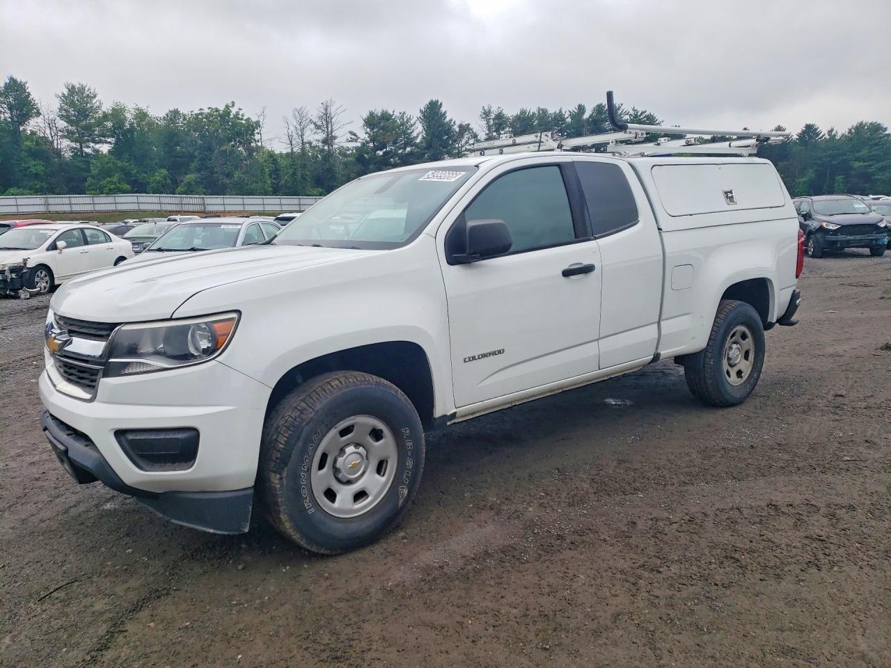Salvage Chevrolet Colorado Image