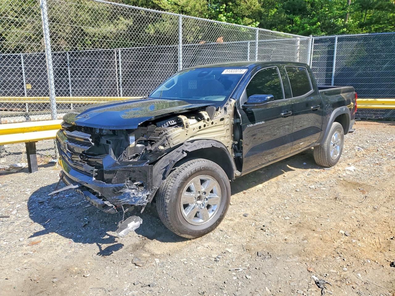 Salvage Chevrolet Colorado Image