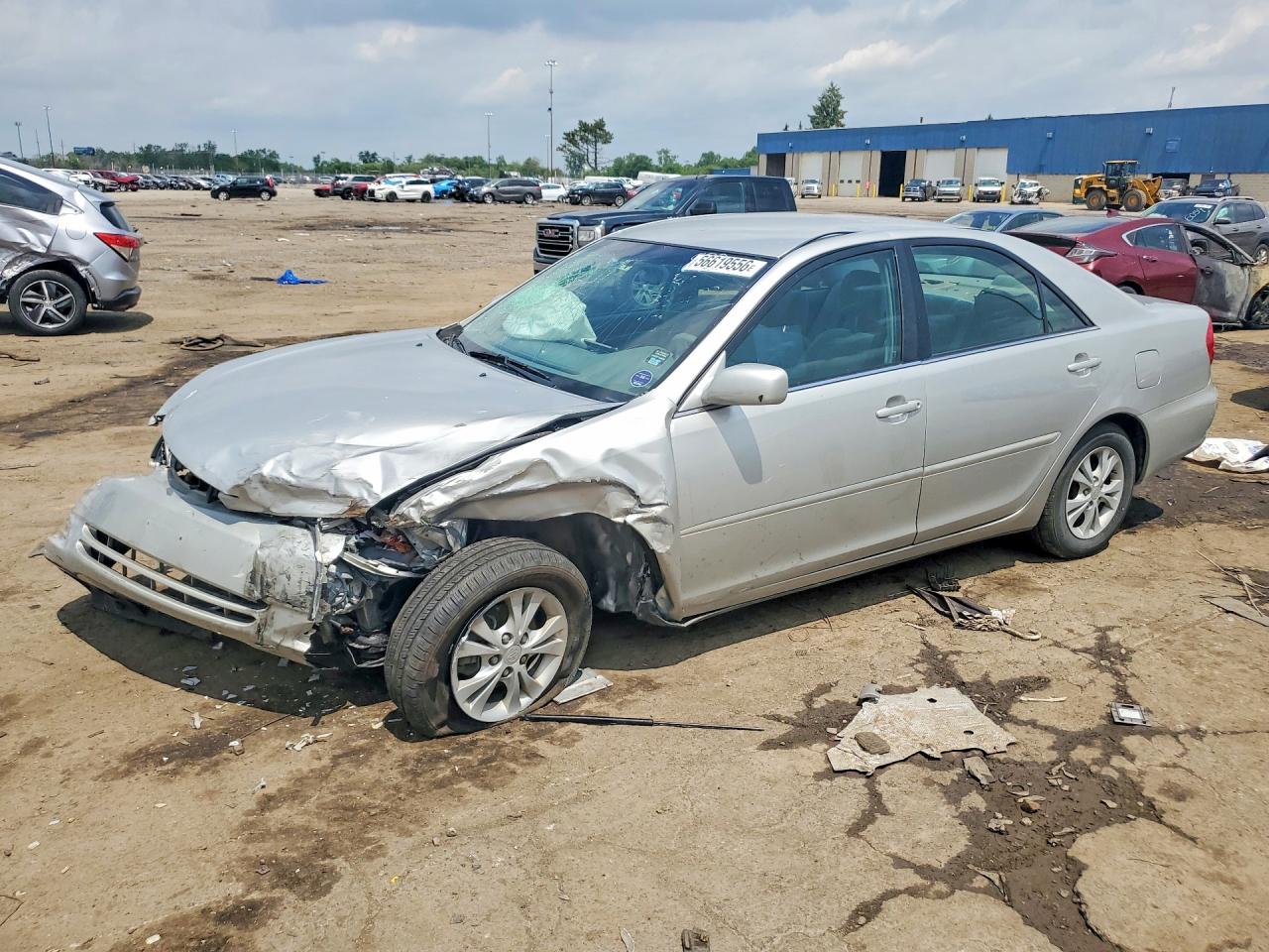 Salvage Toyota Camry Image
