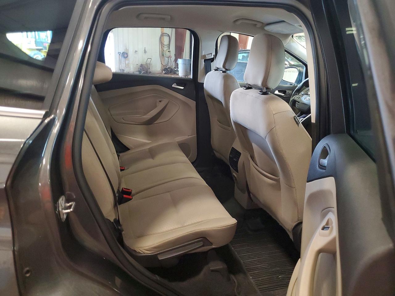 Ford Escape Se