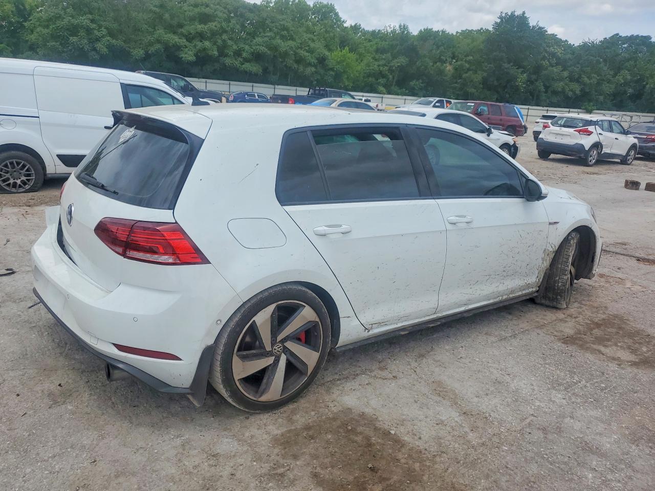 Volkswagen GTI S